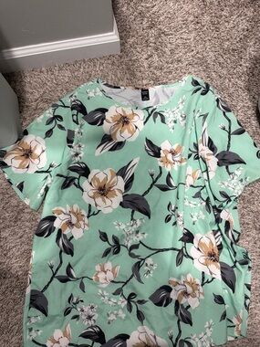 Mint Green Floral Short Sleeve Top by Worthington